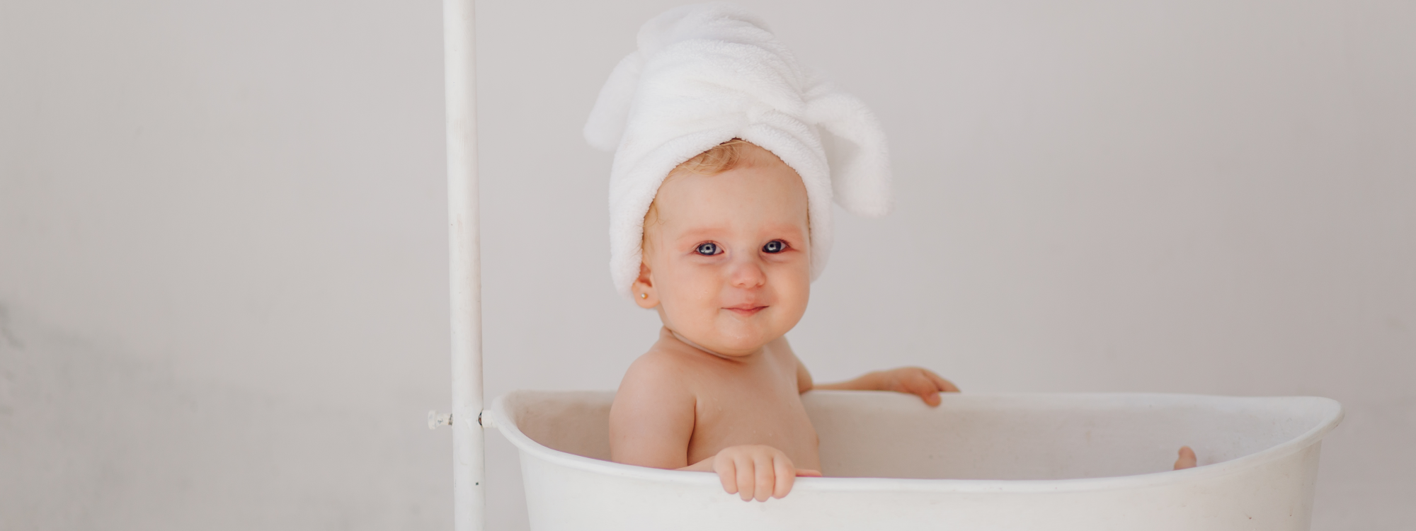 Newborn’s First Bath: Tips and Tricks for Parents